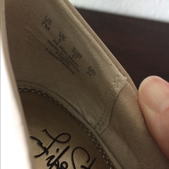 Life Stride Cream Heels - Picture 8 of 8